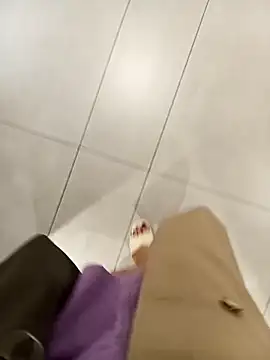 Snapshot of Baby-Linh chatting on December 2025 05:03:02 AM Baby-Linh online show from December 2025 05:03:02 AM