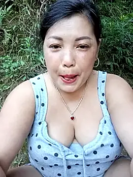 Snapshot of sary-hot2x chatting on June 2026 10:28:02 AM sary-hot2x online show from June 2026 10:28:02 AM