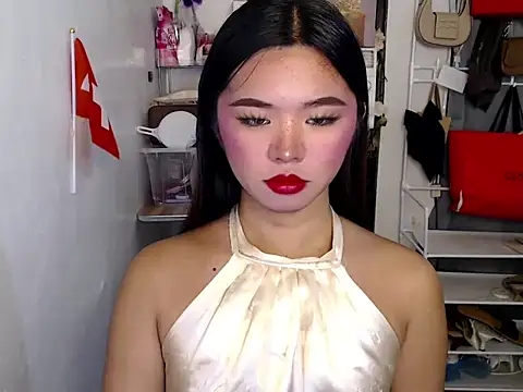 Snapshot of voganmarie chatting on June 2026 12:55:01 PM voganmarie online show from June 2026 12:55:01 PM