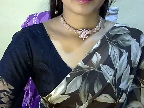 Snapshot of Shab_M chatting on June 2026 06:52:01 AM Shab M online show from June 2026 06:52:01 AM
