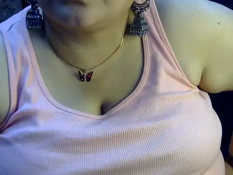 Snapshot of Soniya_Sha chatting on July 2026 08:02:01 PM Soniya Sha online show from July 2026 08:02:01 PM