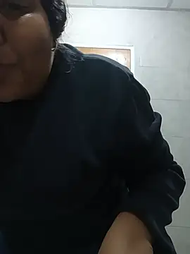 VaneandRossy online show from May 2026 09:58:02 AM