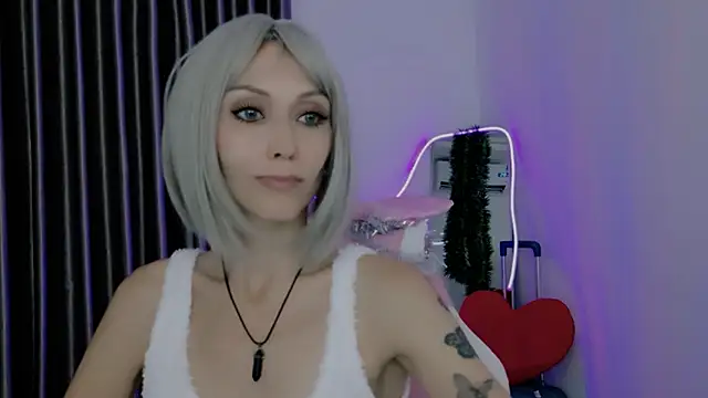 betty xoxoo online show from January 2026 10:31:01 AM