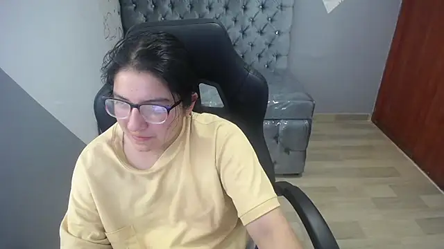 eva smit t online show from February 2026 02:26:01 PM