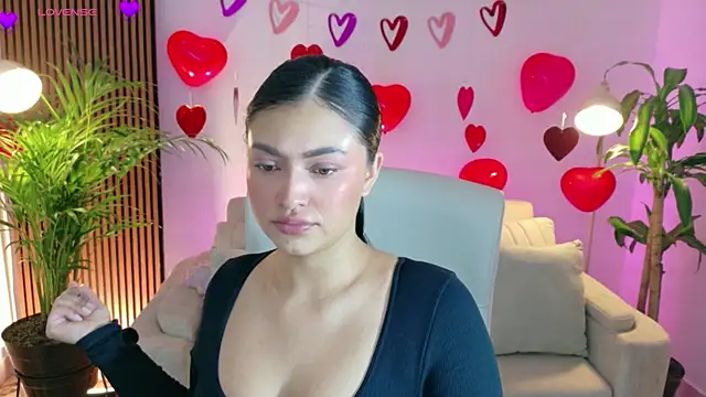 Snapshot of victoria___moon chatting on February 2026 01:06:01 PM victoria moon online show from February 2026 01:06:01 PM