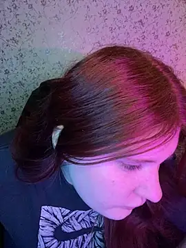 Snapshot of NicollVeys chatting on February 2026 01:44:02 PM NicollVeys online show from February 2026 01:44:02 PM