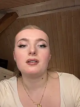 MilaLuxe online show from December 2025 07:07:01 PM