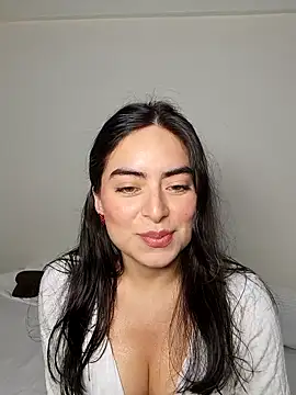 Snapshot of saasha_Petit chatting on February 2026 10:20:02 AM saasha Petit online show from February 2026 10:20:02 AM