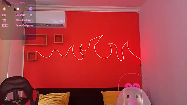 Neo Twink online show from April 2026 04:26:02 PM