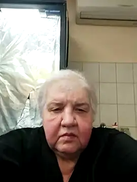 Snapshot of HapinessLovee chatting on December 2025 07:59:01 AM HapinessLovee online show from December 2025 07:59:01 AM