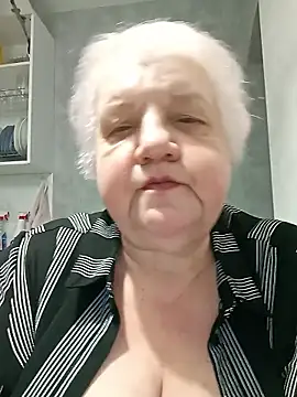 HapinessLovee online show from February 2026 10:07:02 AM