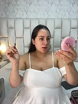 Snapshot of LissaBaker chatting on January 2026 11:29:02 PM LissaBaker online show from January 2026 11:29:02 PM