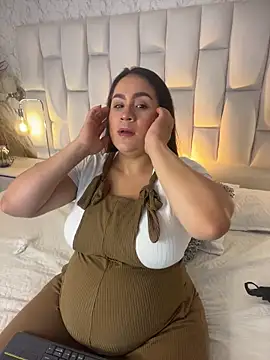 Snapshot of LissaBaker chatting on February 2026 09:58:02 AM LissaBaker online show from February 2026 09:58:02 AM