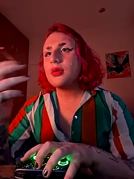 alien ate red online show from December 2025 09:10:02 PM