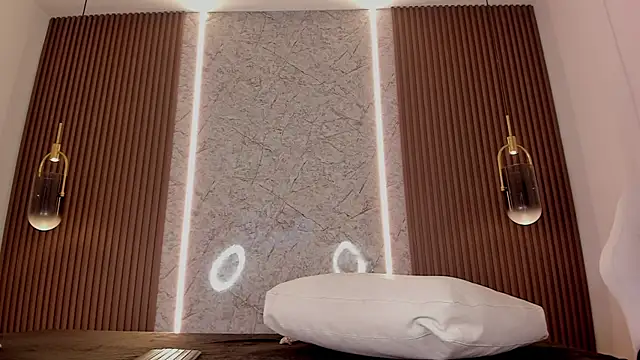 maye wells  online show from April 2026 07:31:02 PM