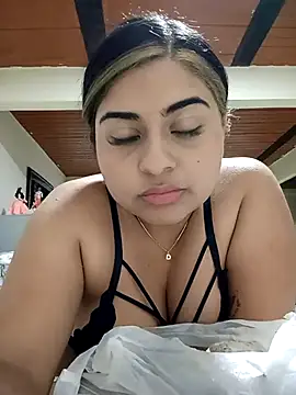 MariaPaula22  online show from December 2025 08:00:01 AM