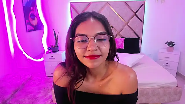 Snapshot of litle_slut chatting on April 2026 05:08:02 AM litle slut online show from April 2026 05:08:02 AM