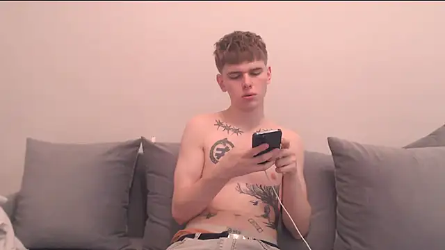 Fredd Xanders online show from April 2026 06:37:01 PM