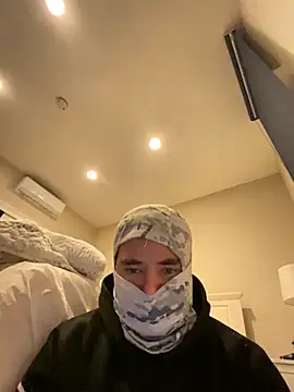 phantom898983 online show from April 2026 08:01:02 AM