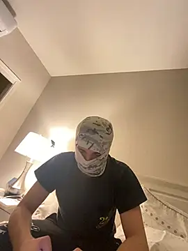 phantom898983 online show from April 2026 07:46:01 AM