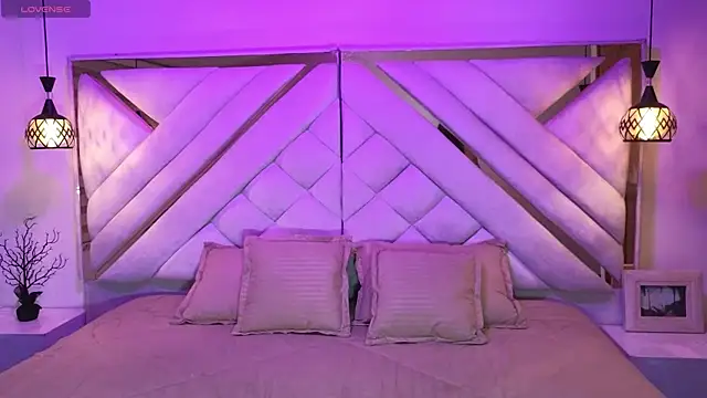 scarlettvg online show from December 2025 05:25:01 AM