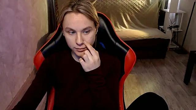 MiaBun1 online show from April 2026 06:32:01 AM