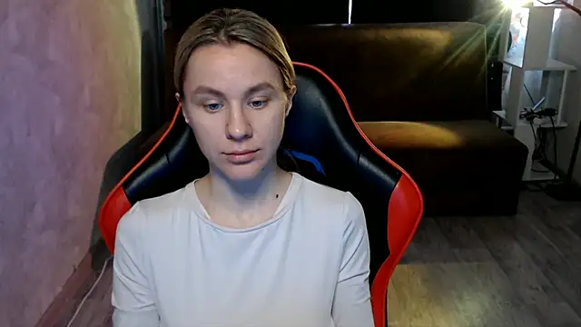 MiaBun1 online show from April 2026 04:46:01 AM