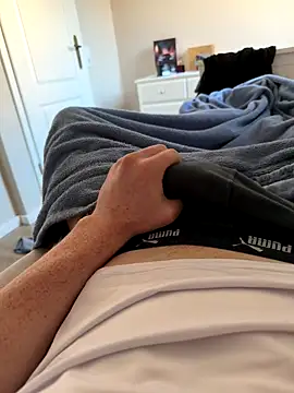 Snapshot of angei094 chatting on December 2025 12:53:02 PM angei094 online show from December 2025 12:53:02 PM