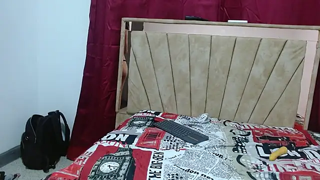 Snapshot of pia_houns17 chatting on December 2025 02:50:02 AM pia houns17 online show from December 2025 02:50:02 AM