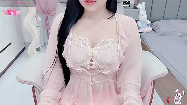 KellyCin online show from July 2026 04:13:01 PM