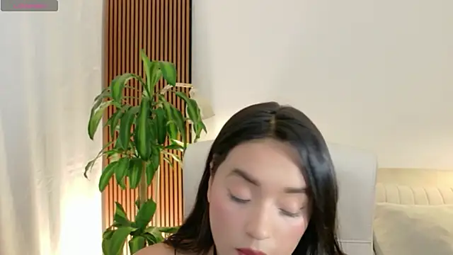 Snapshot of IAM__ZARA chatting on June 2026 08:18:01 PM IAM ZARA online show from June 2026 08:18:01 PM