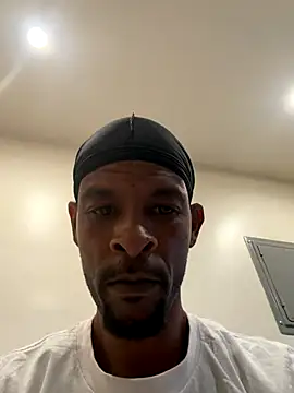 Dreadyyy online show from December 2025 08:48:01 PM