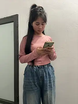 Him MountainGirl online show from March 2026 08:37:02 AM