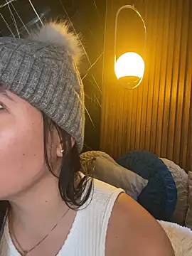 ValentinaEliot online show from April 2026 04:26:01 PM