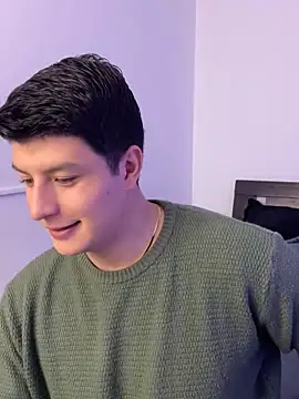 Goldenknight33 online show from February 2026 01:04:01 PM