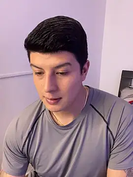 Goldenknight33 online show from April 2026 02:10:02 PM