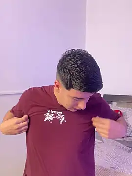 Goldenknight33 online show from April 2026 02:12:01 PM