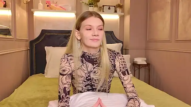 Vivien Hans online show from February 2026 08:24:02 PM