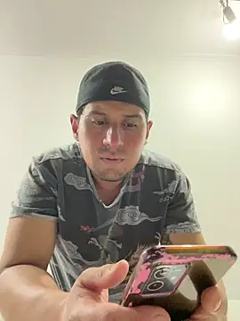 Snapshot of DarkOnebaki- chatting on December 2025 05:23:01 AM DarkOnebaki- online show from December 2025 05:23:01 AM