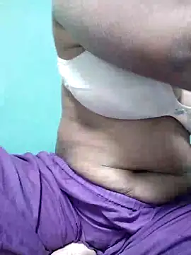 Uma-2 online show from December 2025 03:46:02 AM