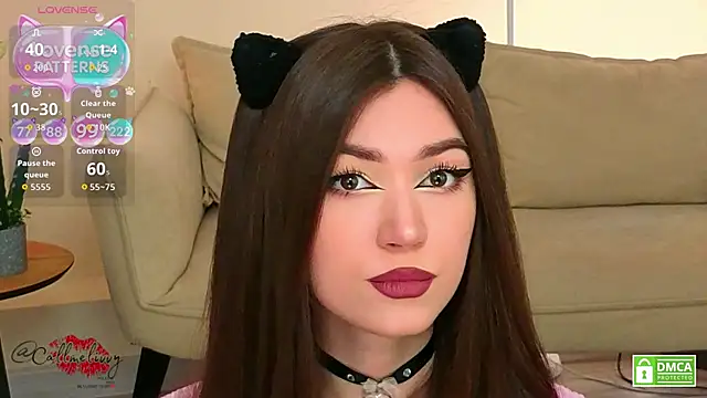 oliviaah  online show from April 2026 03:06:01 PM