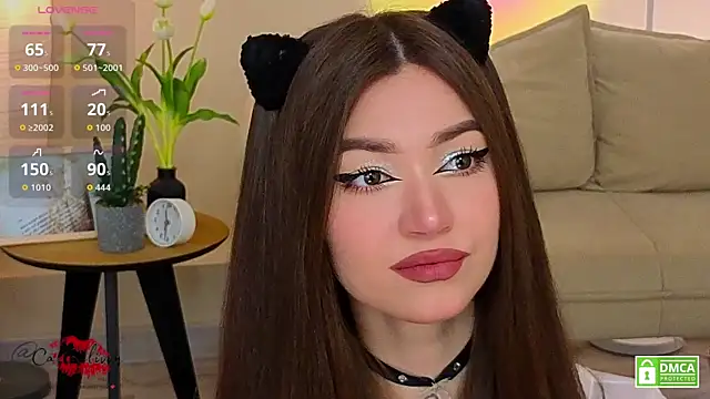 oliviaah  online show from April 2026 03:11:01 PM