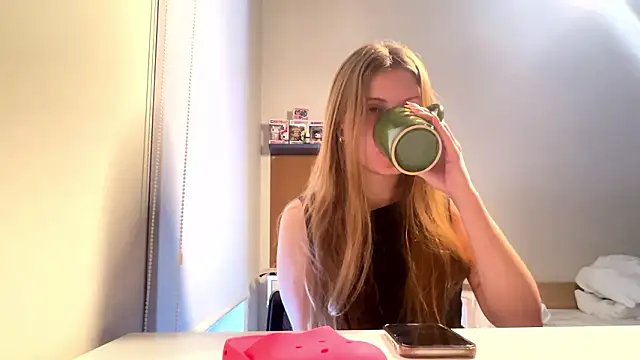 Snapshot of Callmeee_star chatting on January 2026 07:24:02 AM Callmeee star online show from January 2026 07:24:02 AM