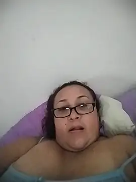 Snapshot of Nini_Love_ chatting on July 2026 04:54:02 PM Nini Love online show from July 2026 04:54:02 PM
