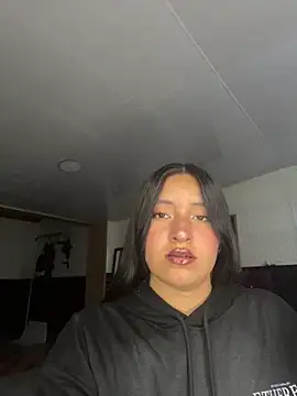 Snapshot of Agatta-X chatting on December 2025 03:09:02 PM Agatta-X online show from December 2025 03:09:02 PM