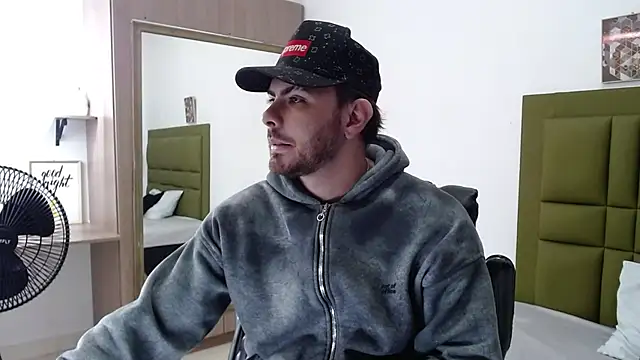 Snapshot of stive_0297 chatting on January 2026 11:45:02 AM stive 0297 online show from January 2026 11:45:02 AM