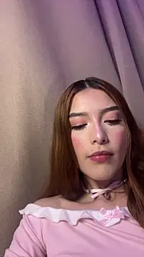 HoneyWeebsss online show from July 2026 03:52:02 AM