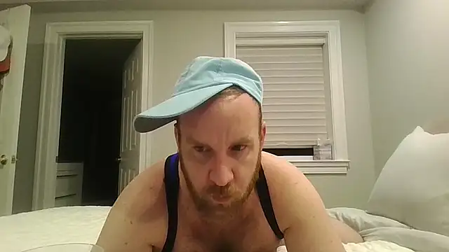 Snapshot of BeefyNcloudy chatting on January 2026 03:09:01 AM BeefyNcloudy online show from January 2026 03:09:01 AM