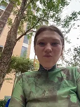 Snapshot of FionaMurr chatting on February 2026 06:26:01 AM FionaMurr online show from February 2026 06:26:01 AM