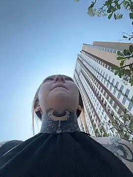 Snapshot of FionaMurr chatting on February 2026 04:13:01 AM FionaMurr online show from February 2026 04:13:01 AM